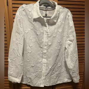 Adrianna Papell White Blouse with Floral Embroidery Designs and Floral Appliqués